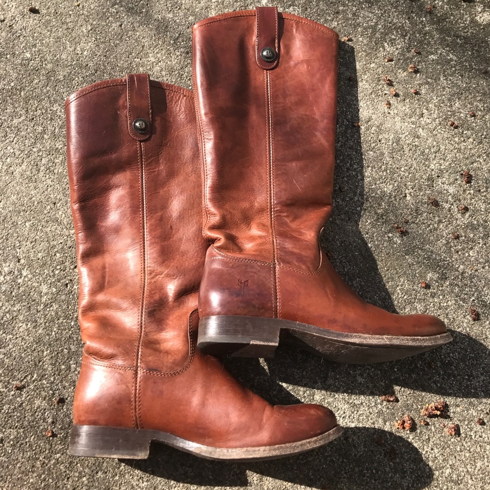 Frye Melissa Button in Cognac 6.5