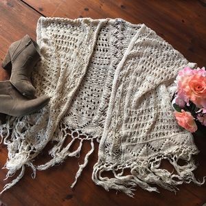 🌾 Boho Crochet Poncho