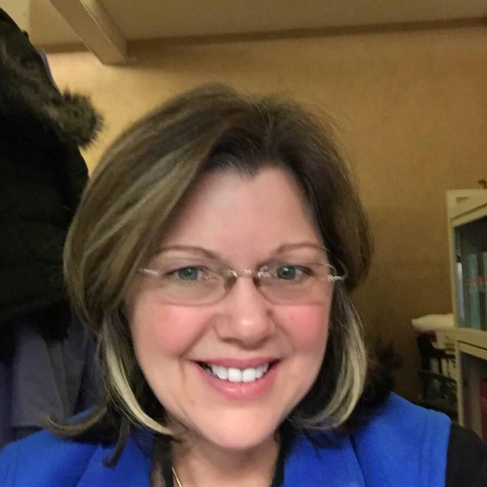 Meet your Posher, Roxanne