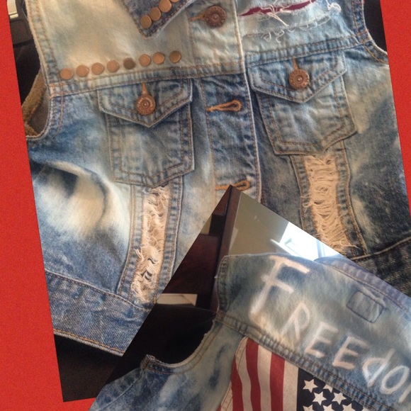 Custom vest - Picture 3 of 3