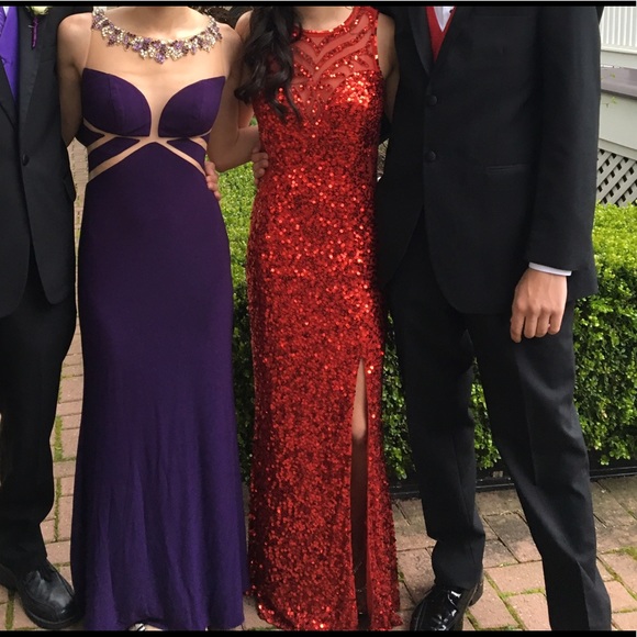 Prom dress - Picture 4 of 7