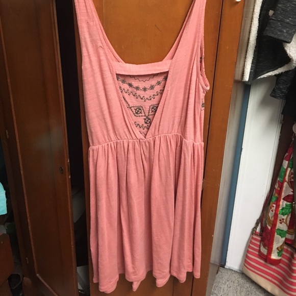 Very cute salmon summer dress from Forever 21 - Picture 2 of 3