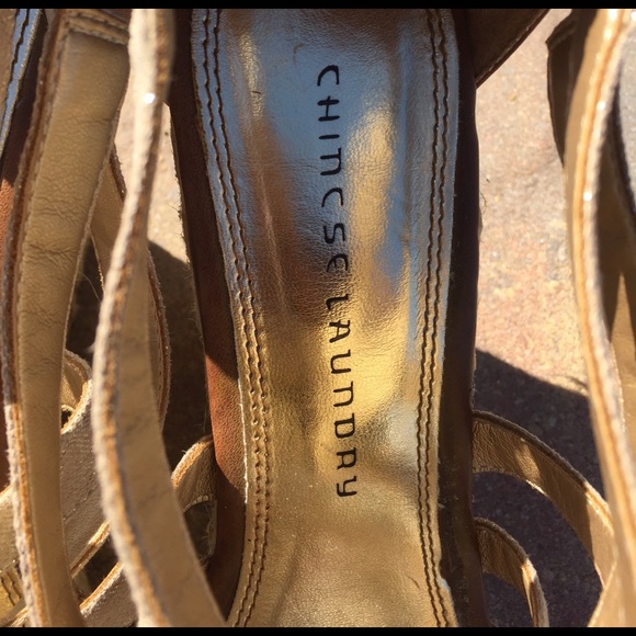 Chinese Laundry Gold Shimmer Wedge Heels 9.5 - Picture 2 of 6