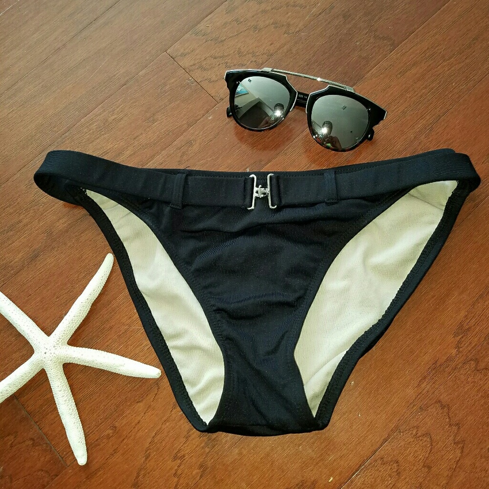 Moderate cut swimsuit bottom.