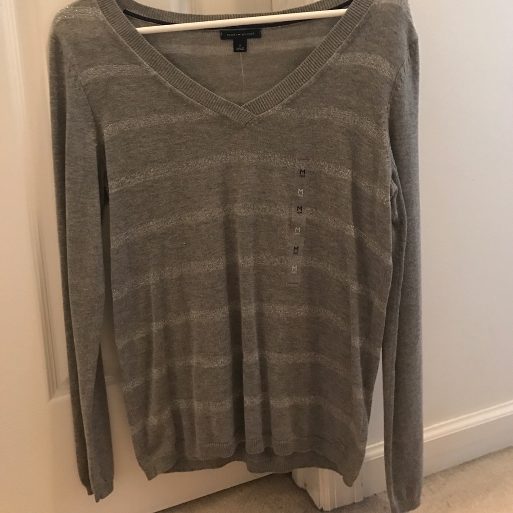 NWT Tommy Hilfiger Grey sweater