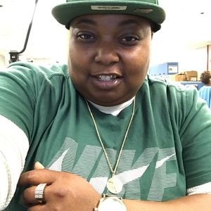 Meet your Posher, Carmenza