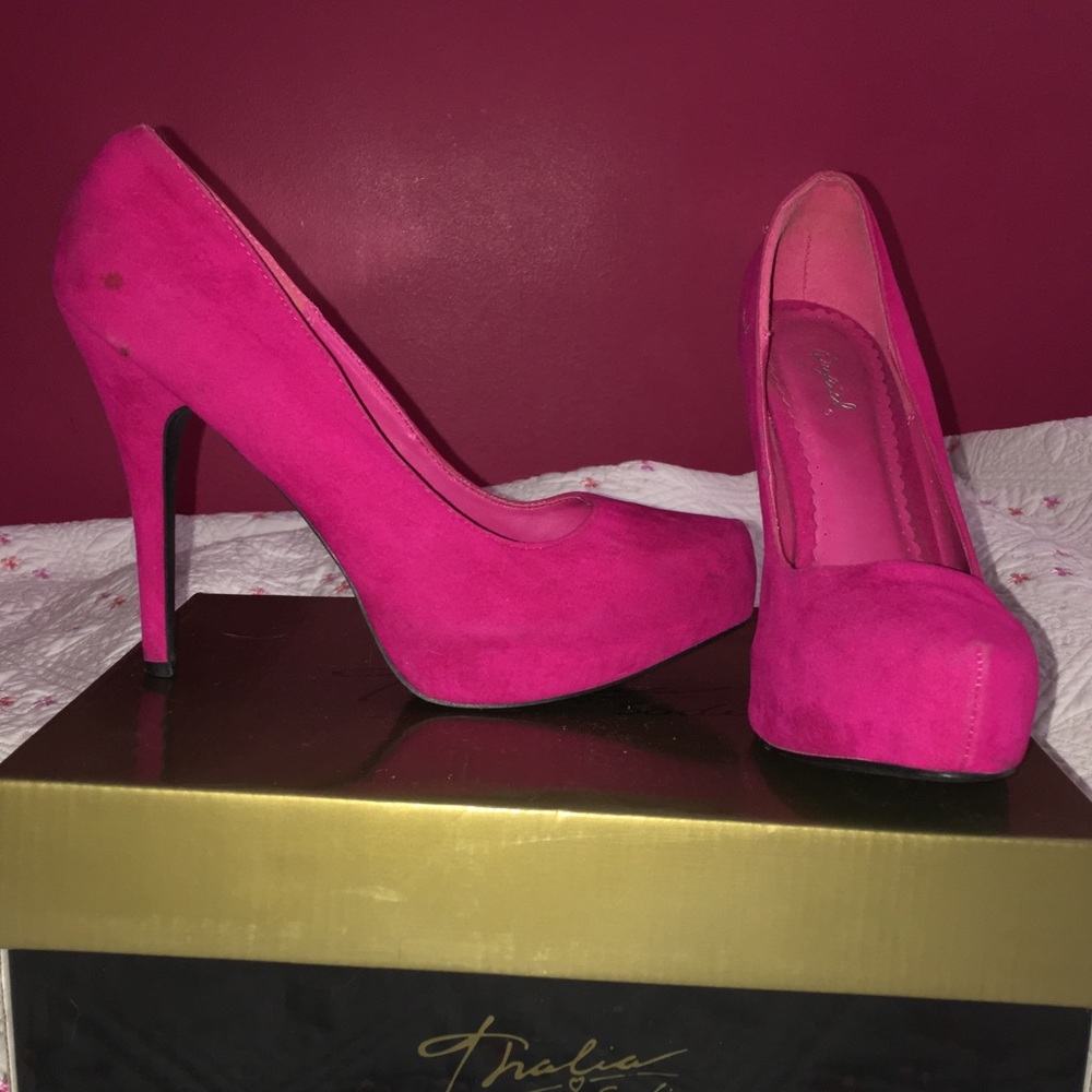 Pink Suede Pumps - Picture 2 of 5