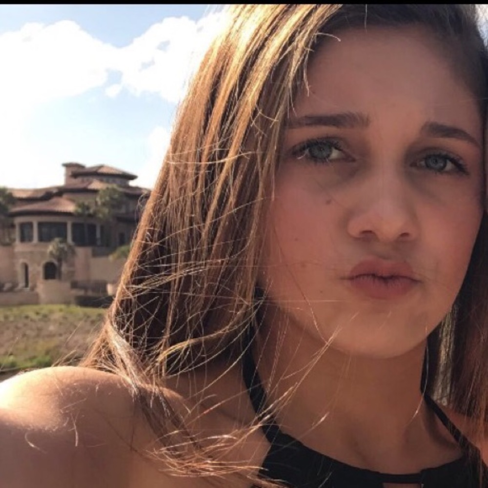 Meet your Posher, Taylor