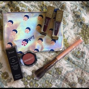 Cosmetic goody bag