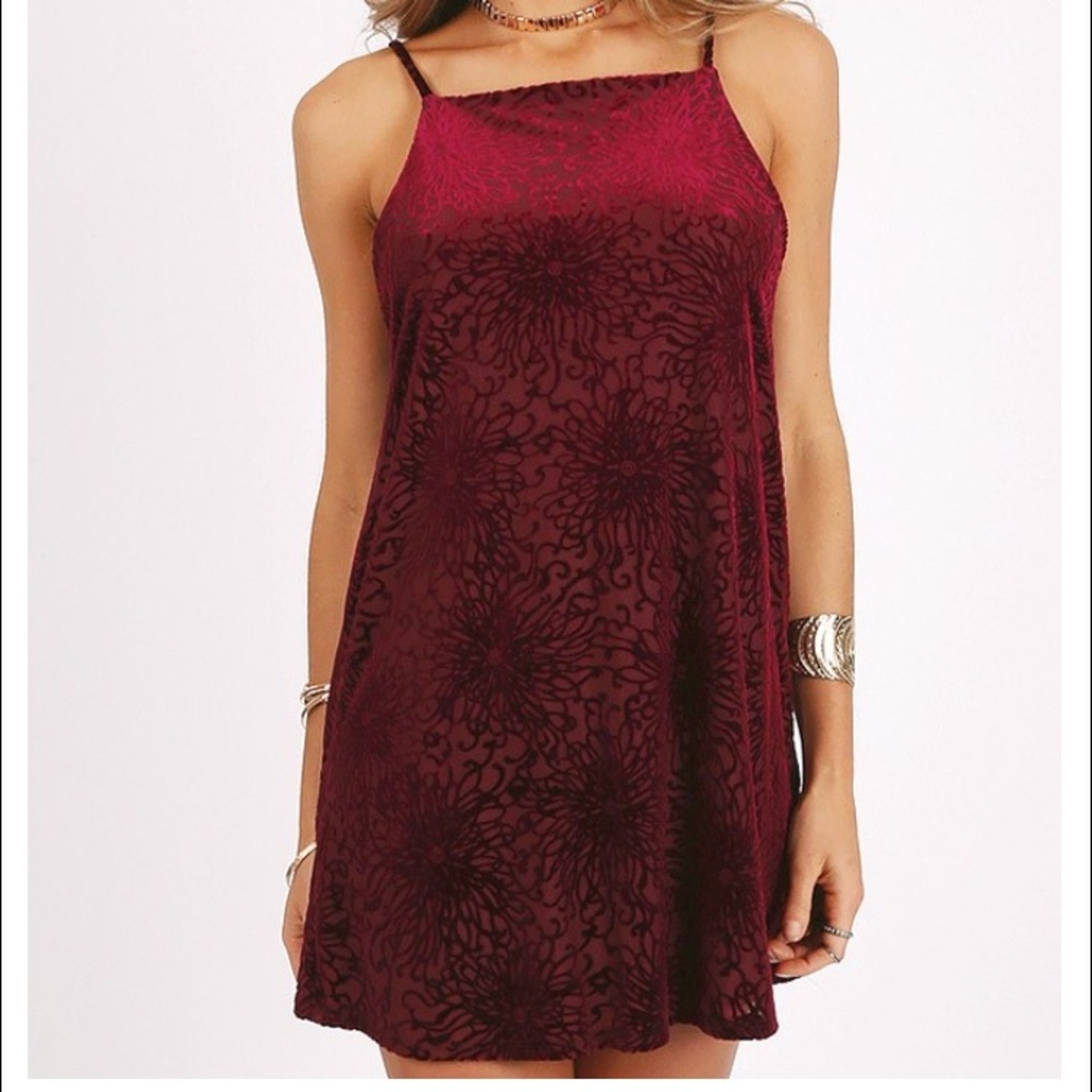 maroon square neck dress