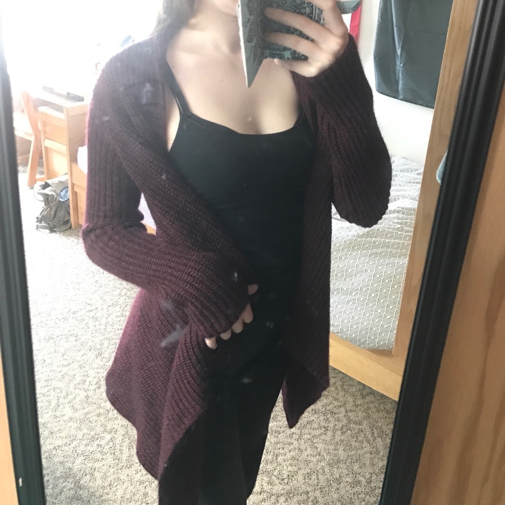 Chunky cable-knit cardigan