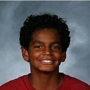 Meet your Posher, Mika