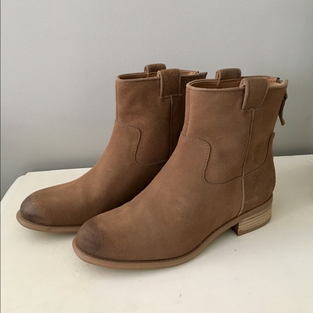 Nine West Tan Suede boots