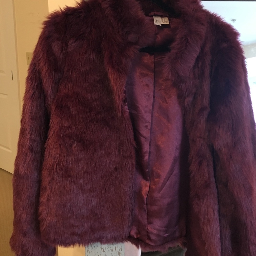 SOLD -- Forever 21 Faux Fur Jacket