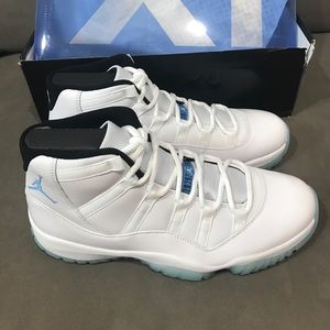 Air Jordan Retro 11, Size 11 Brand New!