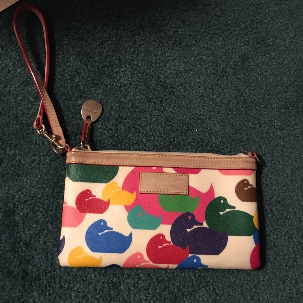 Dooney & bourke wristlet