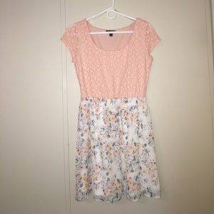 Never worn floral dress 😊