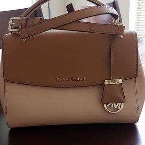 Michael Kors Handbag dual colour