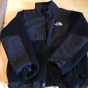 Kids North Face Jacket. Kids Small 7/8