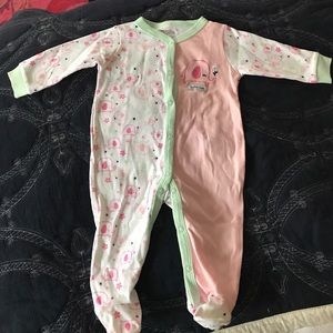 NWOT BABY GEAR ONSIE 3-6 MONTHS