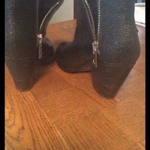 Dolce vita textured women's boots