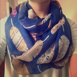 Feather Pattern Infinity Scarf