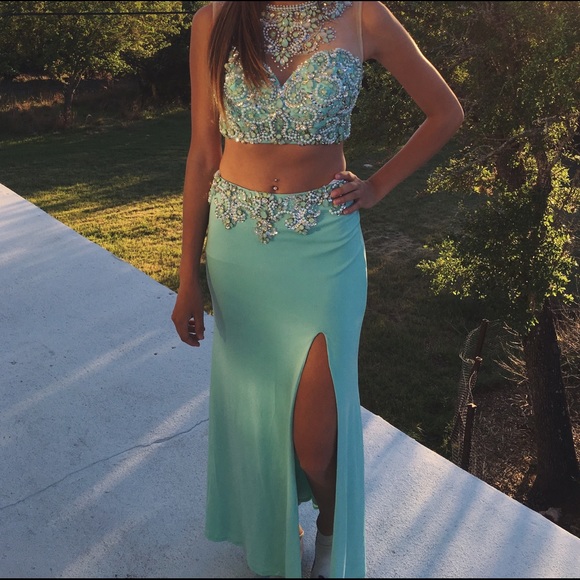Alyce Paris Prom Dress - Picture 2 of 4