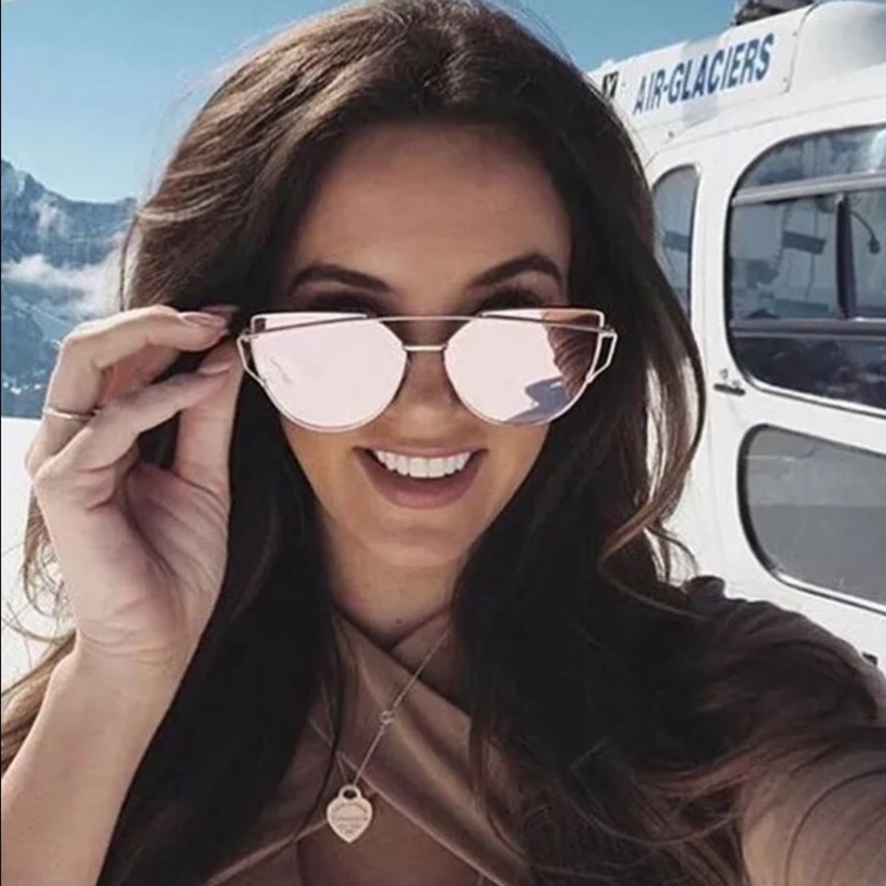 ✨HP✨Mirrored Sunnies! ✨Blue/Black!!! - Picture 4 of 5