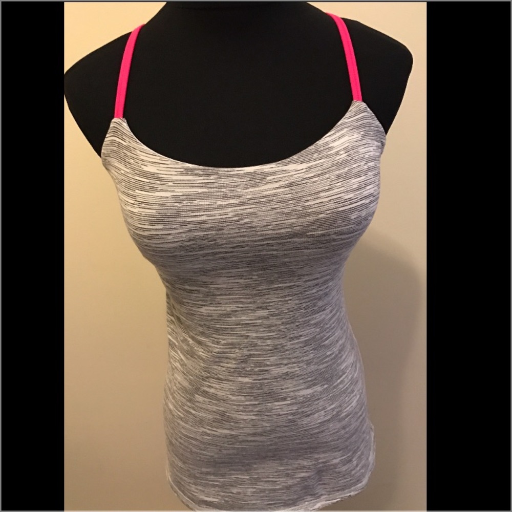 Lululemon Size 4 Yoga Top