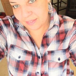 Meet your Posher, Mayra