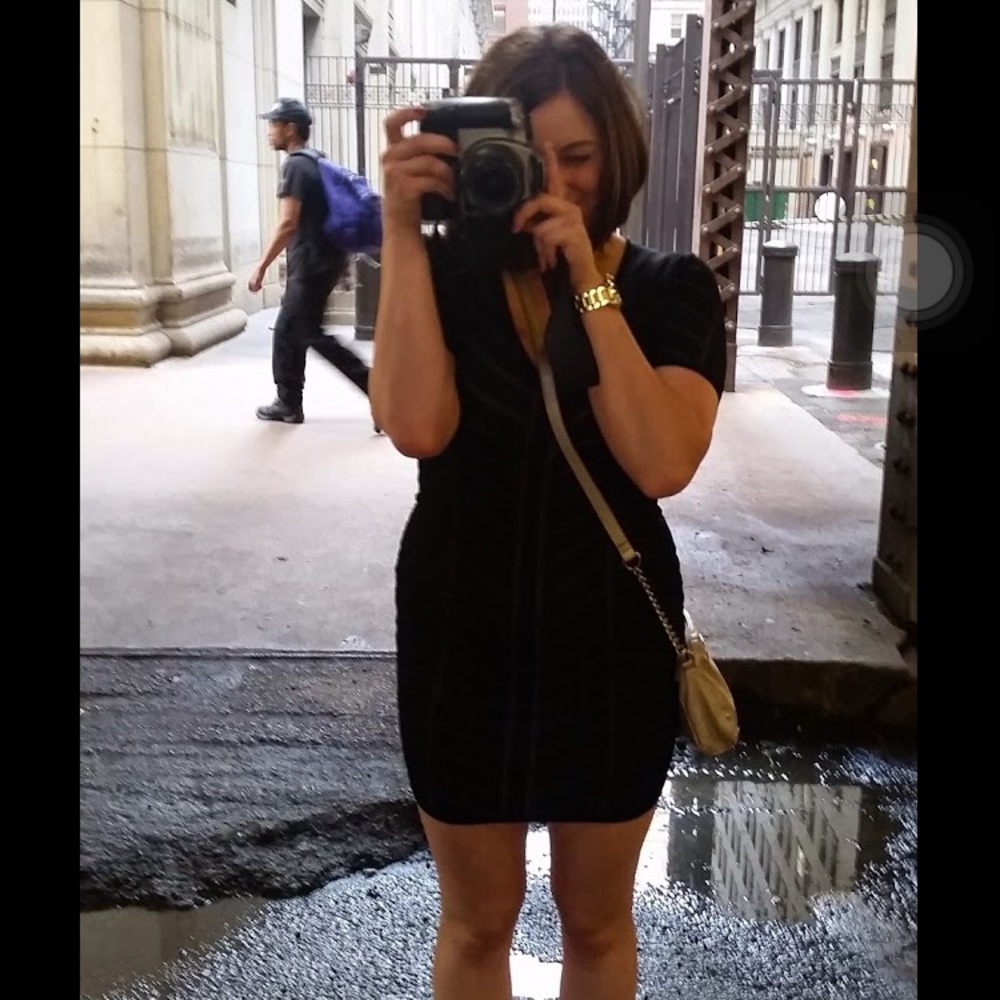 Hi Poshers! I'm Jess. - Picture 2 of 3