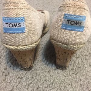 TOMS Canvas wedges 9