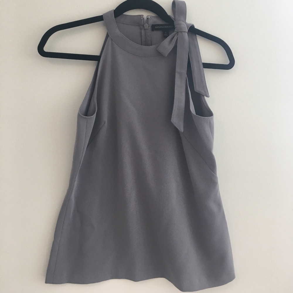 Banana Republic Tank w/ Side Bow (never worn)