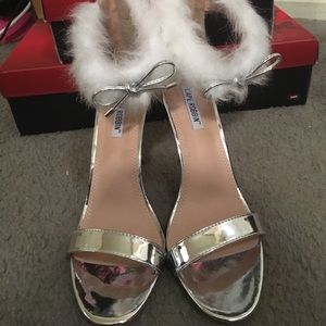 Fashion Nova silver/white fur heels sandals