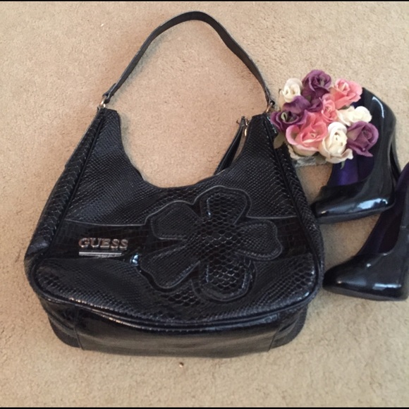 Guess Handbags - Guess Shoulder Bag