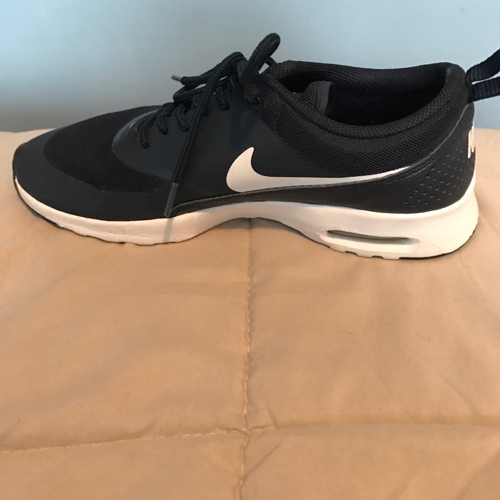 Nike  air Max Thea . Navy blue