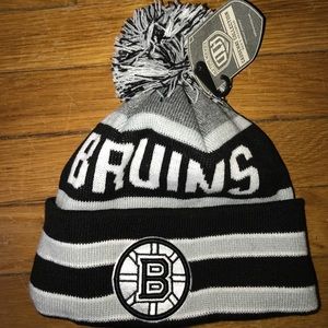 Boston Bruins beanie