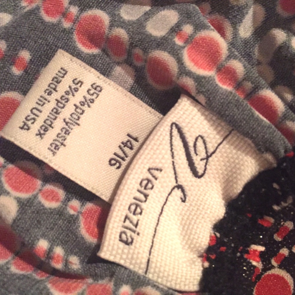 👚 Lane Bryant Venizia Ruffle Too - Picture 6 of 6