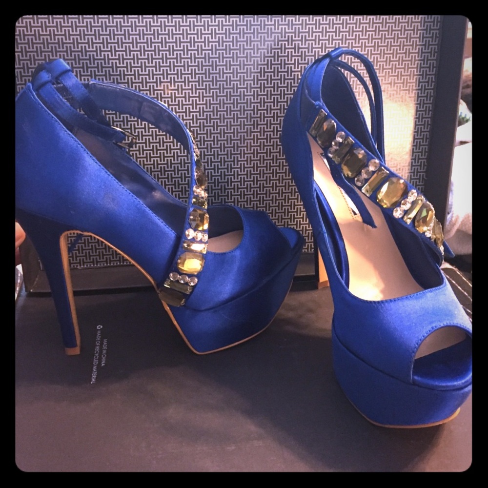 Blue satin dressy high heels size 5