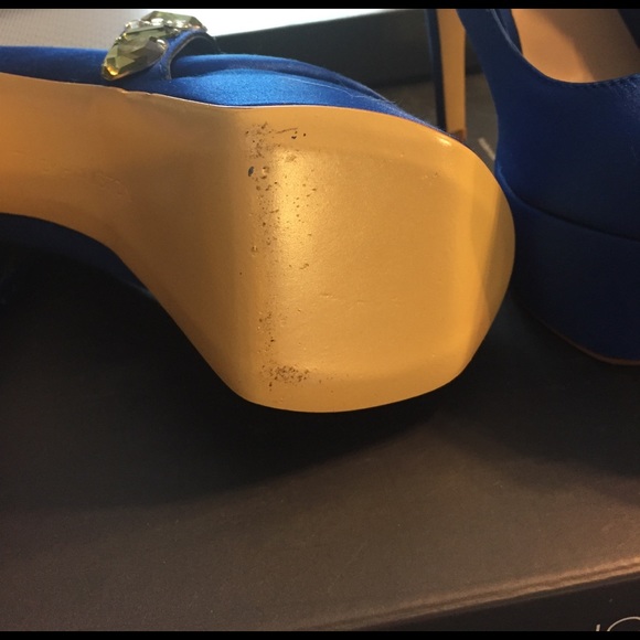 Blue satin dressy high heels size 5 - Picture 2 of 4