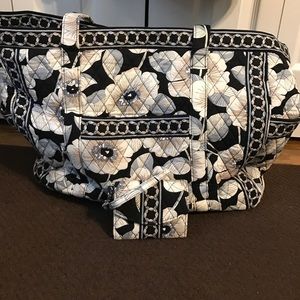 LARGE VERA BRADLEY TOTE & wallet
