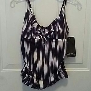 Women's black & white swim suit size 10. Magicsuit