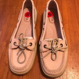 New searsucker sperry