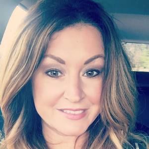 Meet your Posher, Jenifer