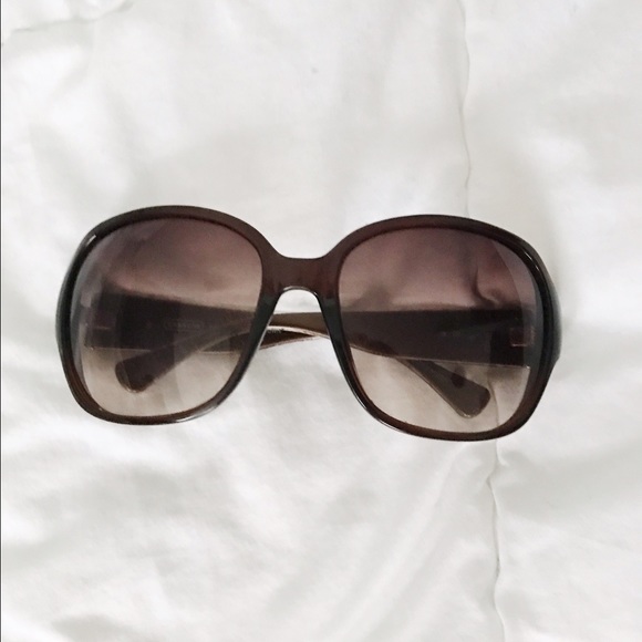 Coach Sunglasses - Picture 3 of 4