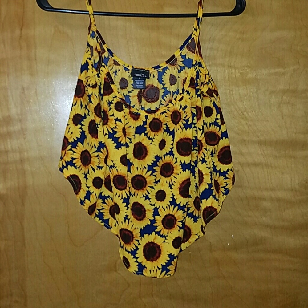 Crop tank