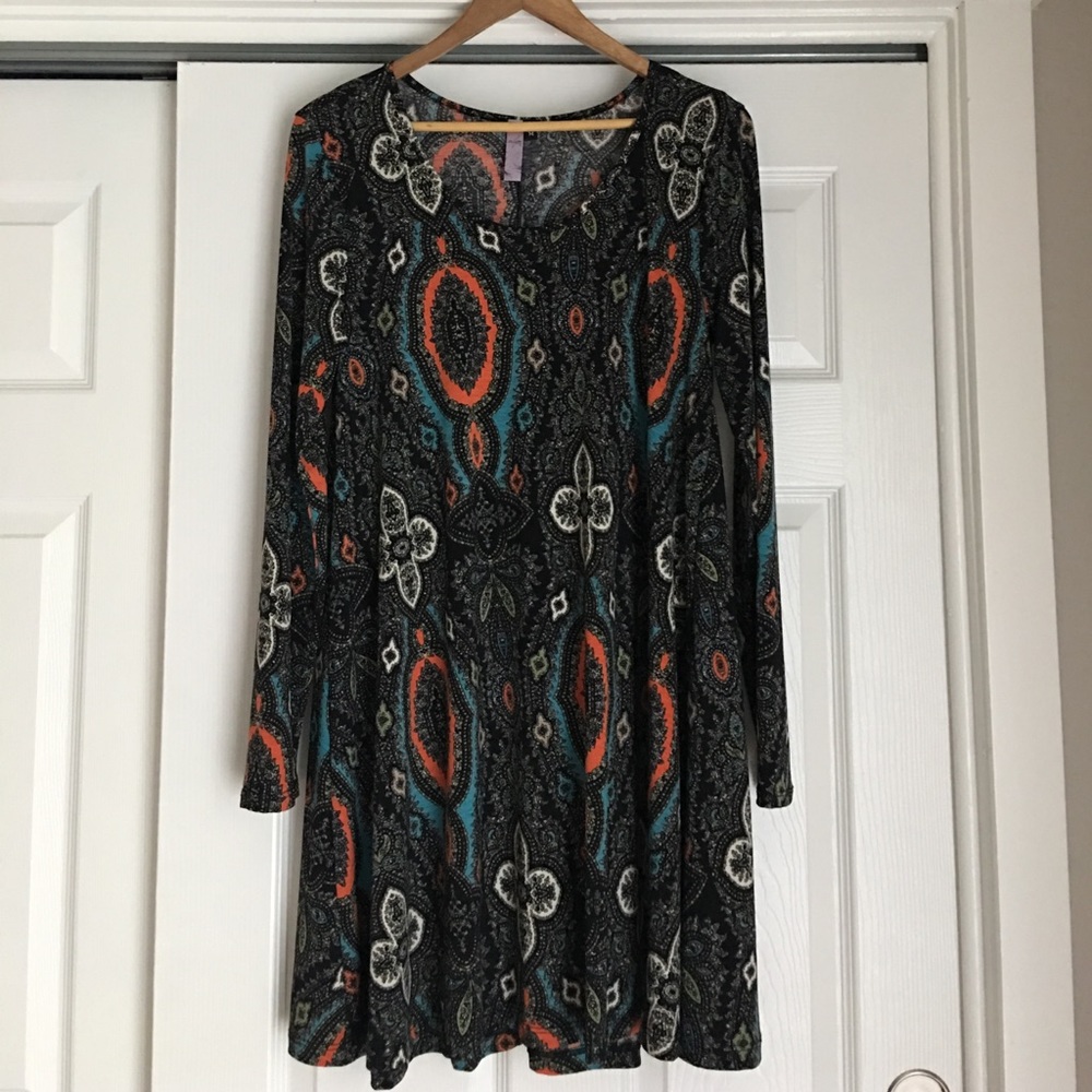 Color cross dress