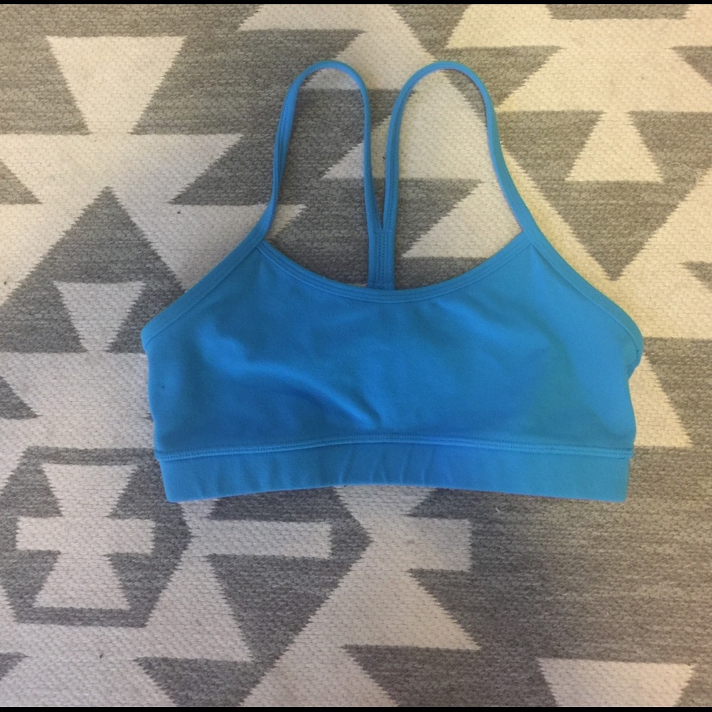 Lululemon Flow Y bra IV in light blue size 6