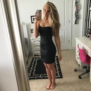 Black Fitted Strapless Dress