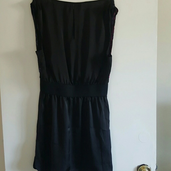 Mini black dress - Picture 2 of 4